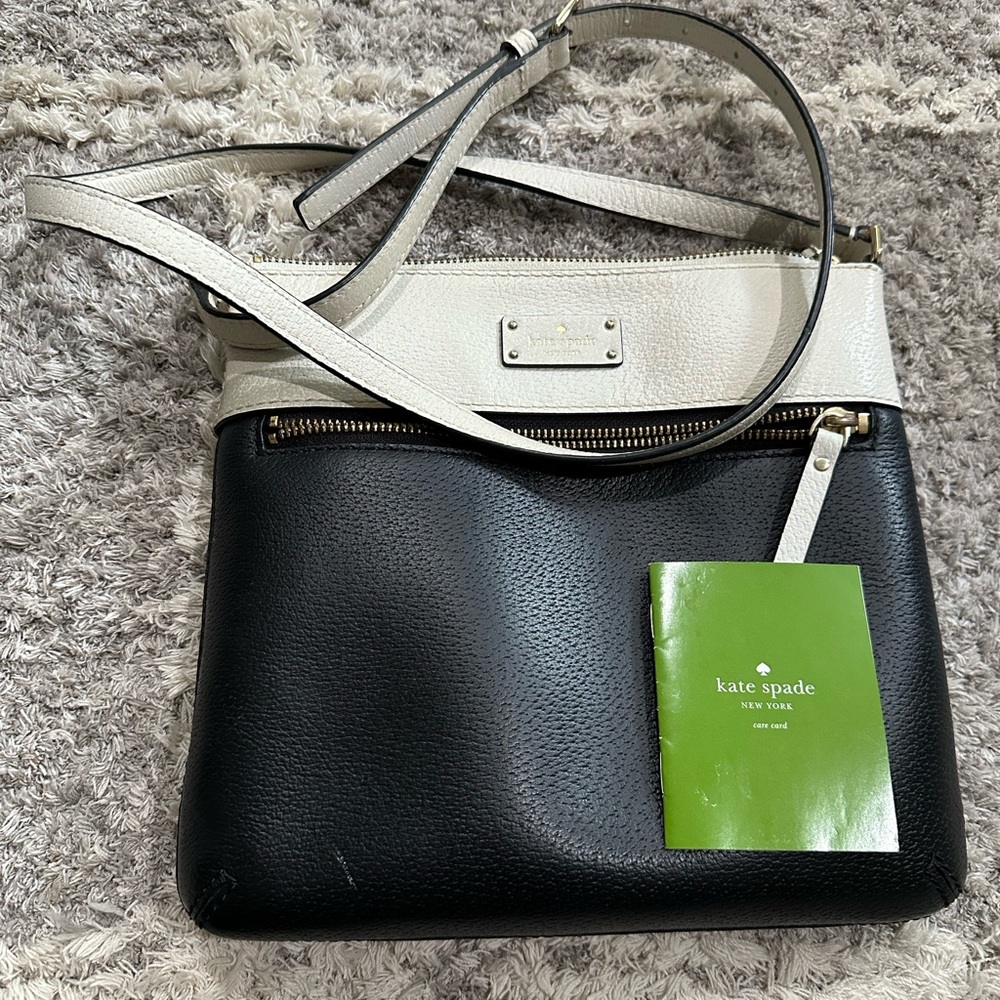 Kate Spade - Crossbody